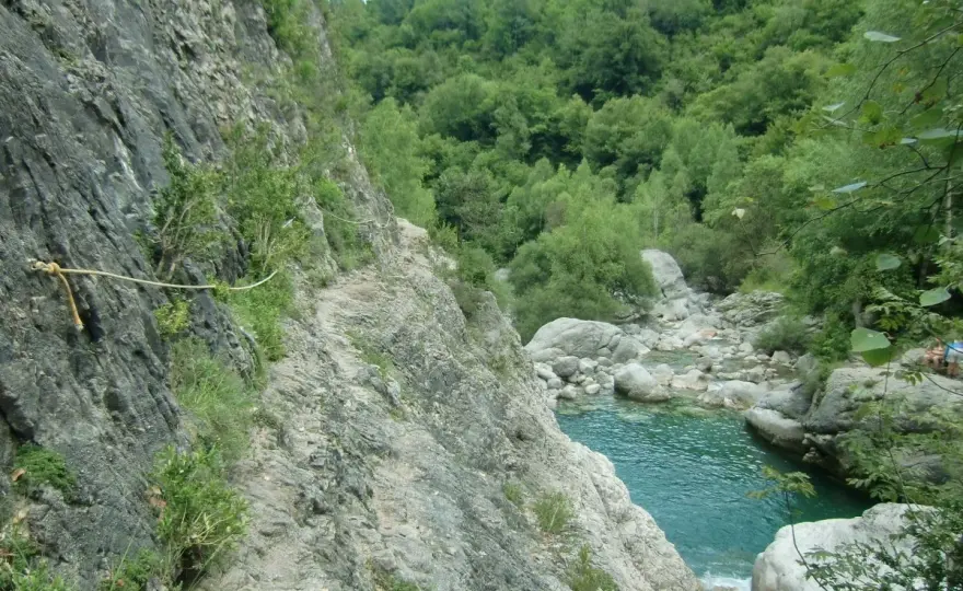 Garganta de Escuaín - Tu guía para explorar este paraíso pirenaico