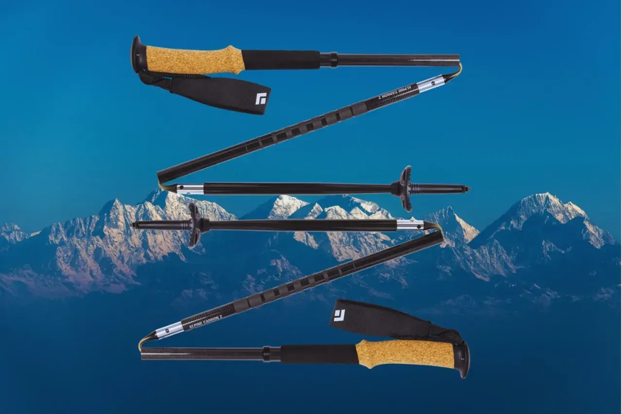 Bastones de trekking plegables, ideales para elegir tu equipo de montaña.
