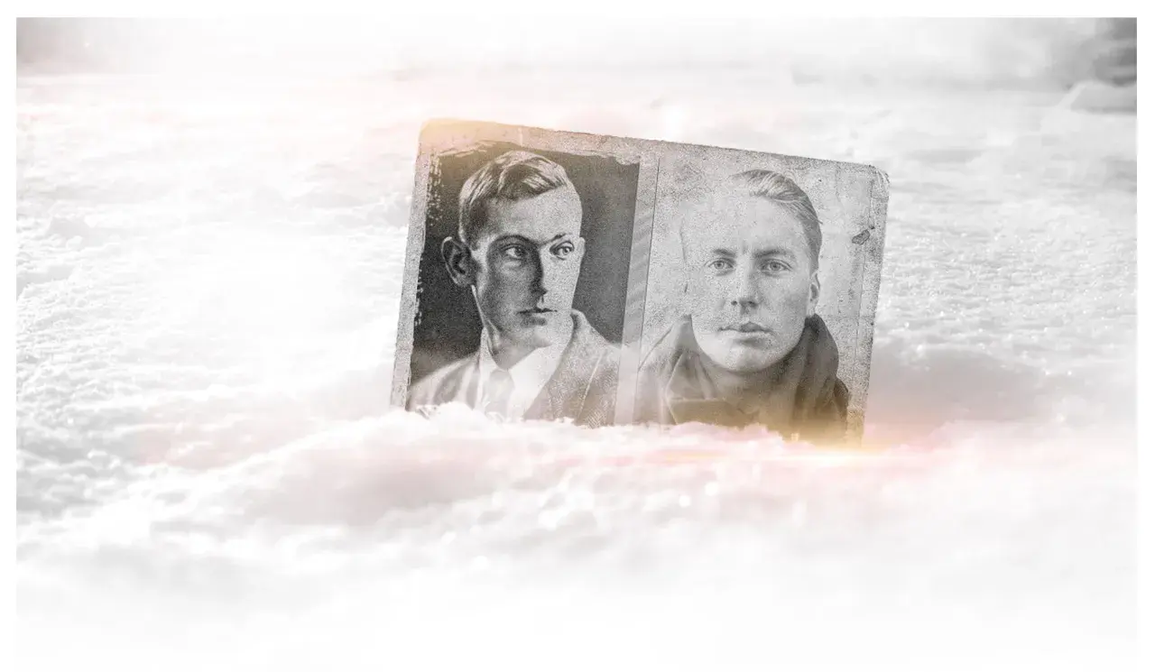 Dos retratos en blanco y negro de Mallory e Irvine emergen de la nieve, evocando su legendaria expedición.
