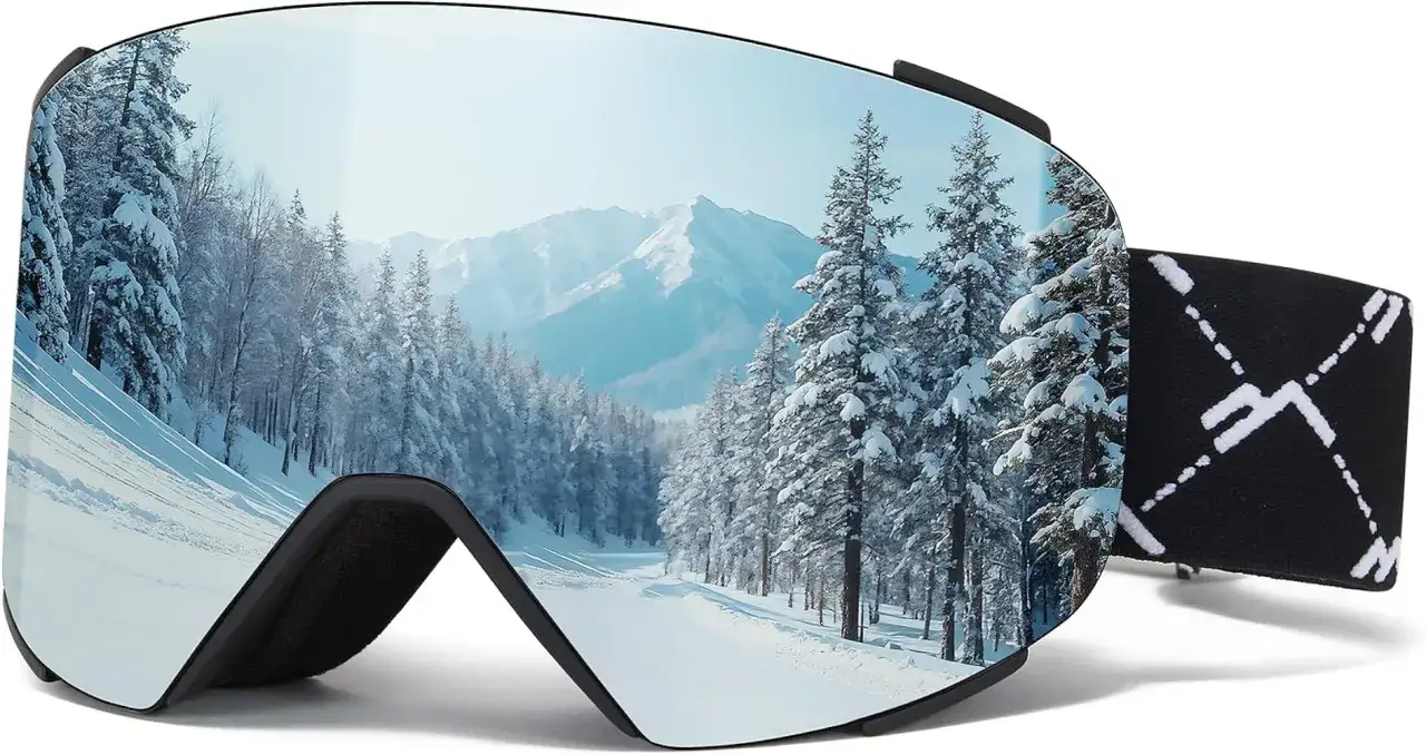 Gafas de esquí con reflejo de paisaje nevado. Explora las categorías de gafas de esquí para encontrar tu estilo perfecto.